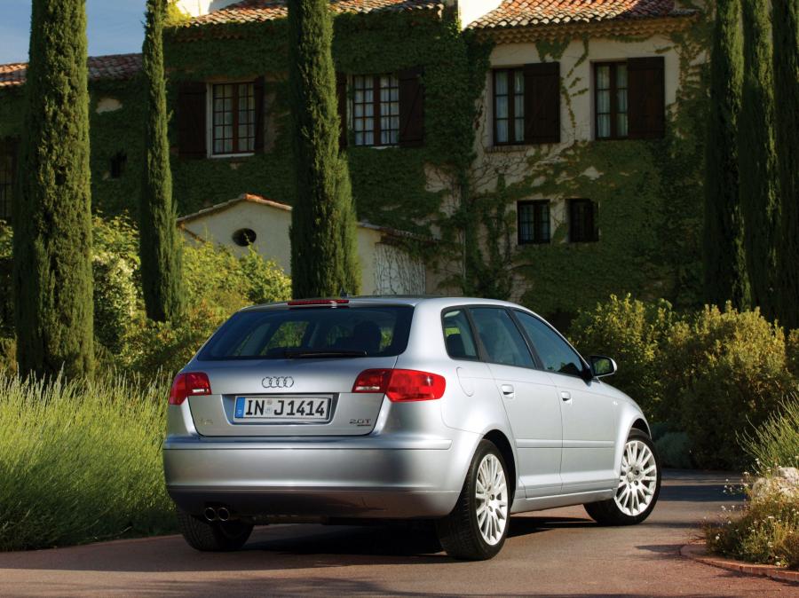  Audi A3 Sportback 2.0T (8PA) 2004 года  (WW) (фото 21 из 21)